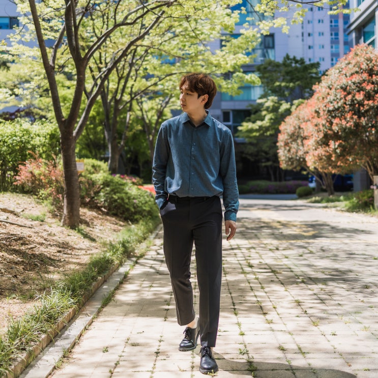  남자 오피스룩 패션 코디, 베이직하우스 린넨셔츠 & 밴딩슬랙스 여름 아이템
