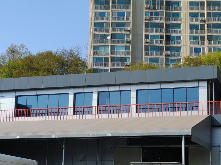  파주 사무실썬팅 검산동 건물 유리창문썬팅 열차단썬팅 햇빛차단썬팅 눈부심차단썬팅