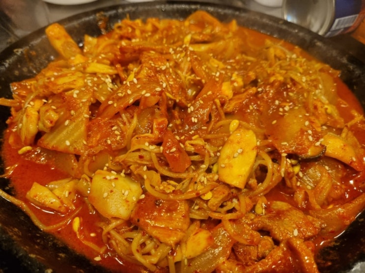  [신촌] 신촌 안주 싸고 맛있는 술집 우리들의 공간