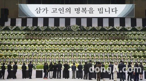 세월호가 전국민적 트라우마로 남게 된 수 많은 이유 중 하나.jpg 세월호가 전국민적 트라우마로 남게 된 수 많은 이유 중 하나.jpg