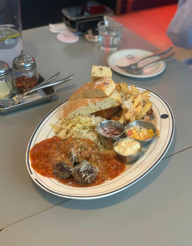  한남동 맛집 :: 미트볼라운지 한남본점 방문