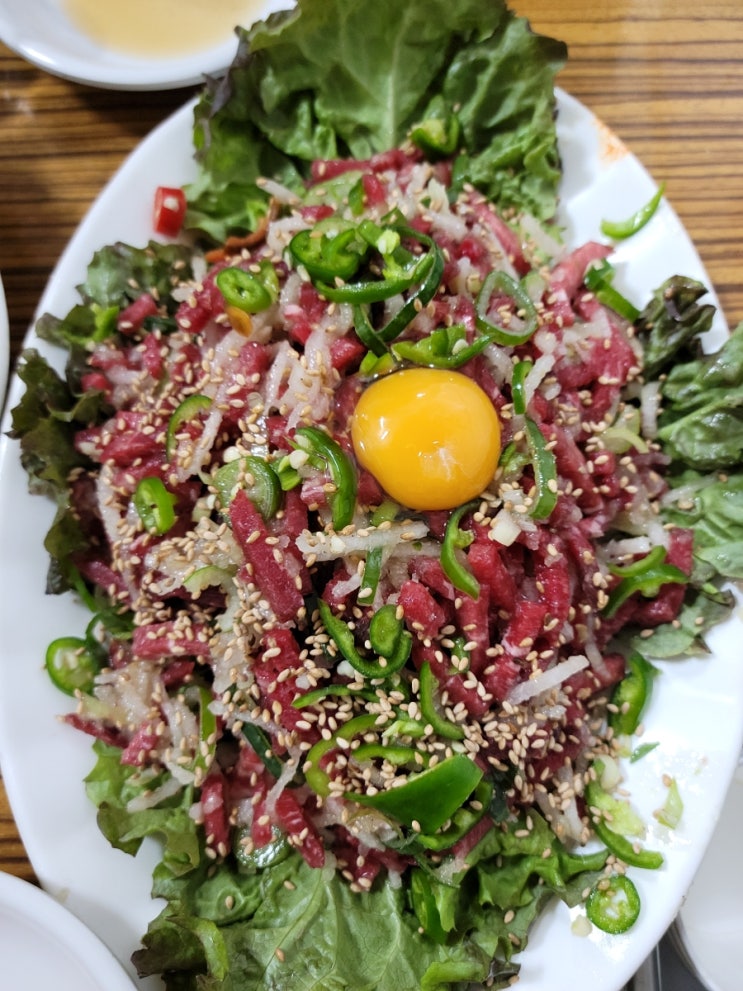  [서울 종로 맛집] 달짝지근한 육회, 오래된 노포가게 '백제정육점'