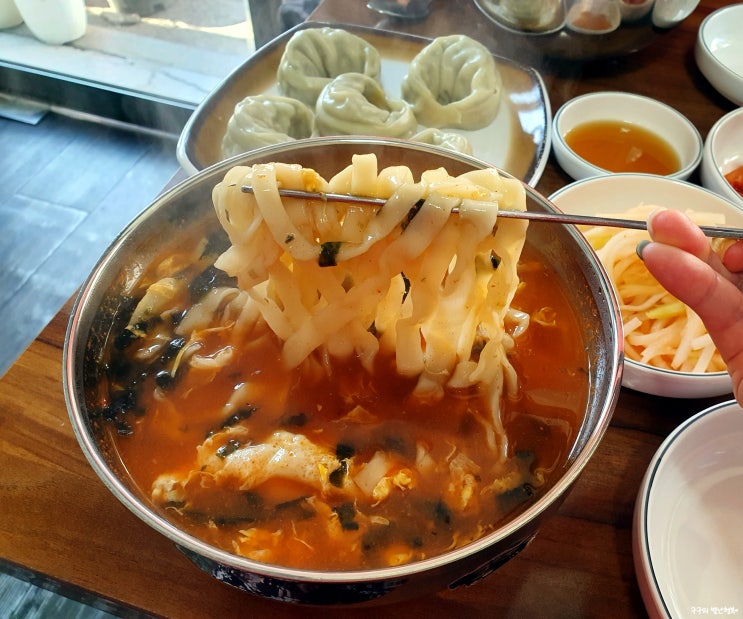  "장칼집" 헬리오시티 장칼국수 맛집으로 유명한 곳! 칼칼하고 깔끔한 장칼국수가 매력적!