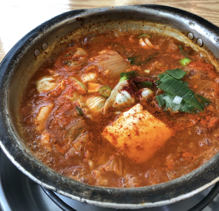 [삼성] 혼밥하기 좋은 직장인 김치찌개 맛집 "대독장"