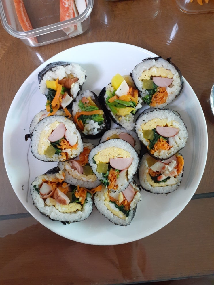  김밥과 라면, 백뮤직