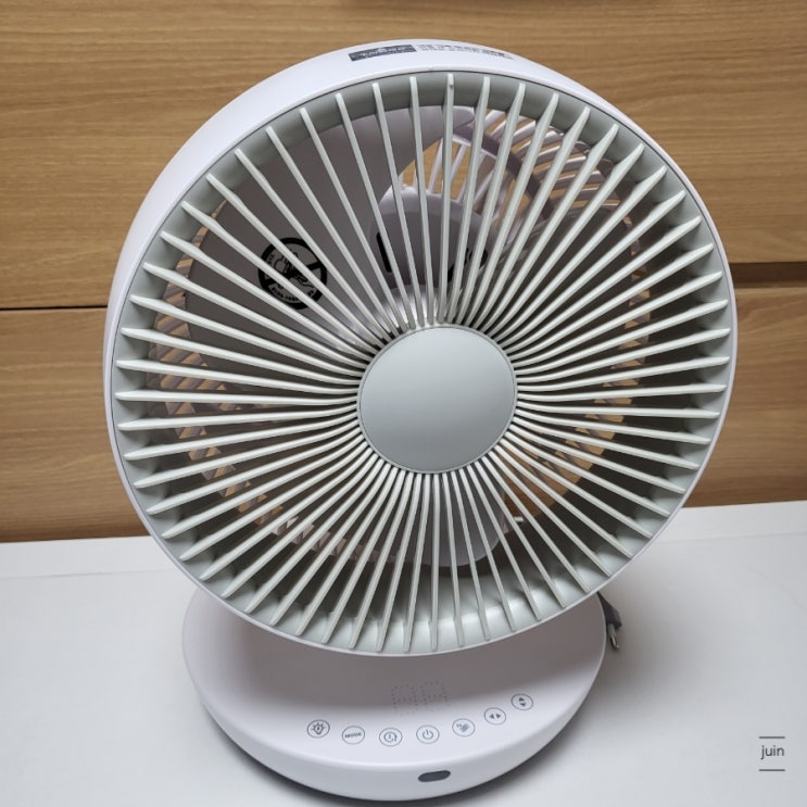  BLDC모터로 미세하게 조절가능했던 써큘레이터! 솔러스에어 서큘레이터