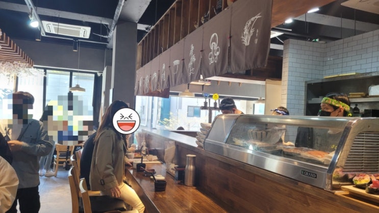  (수원/광교) 오늘의초밥 - 대왕 후토마끼 내 입에는 한 입 컷, 주차 꿀팁, 다채롭지만 어울리는지는? (내돈내산)