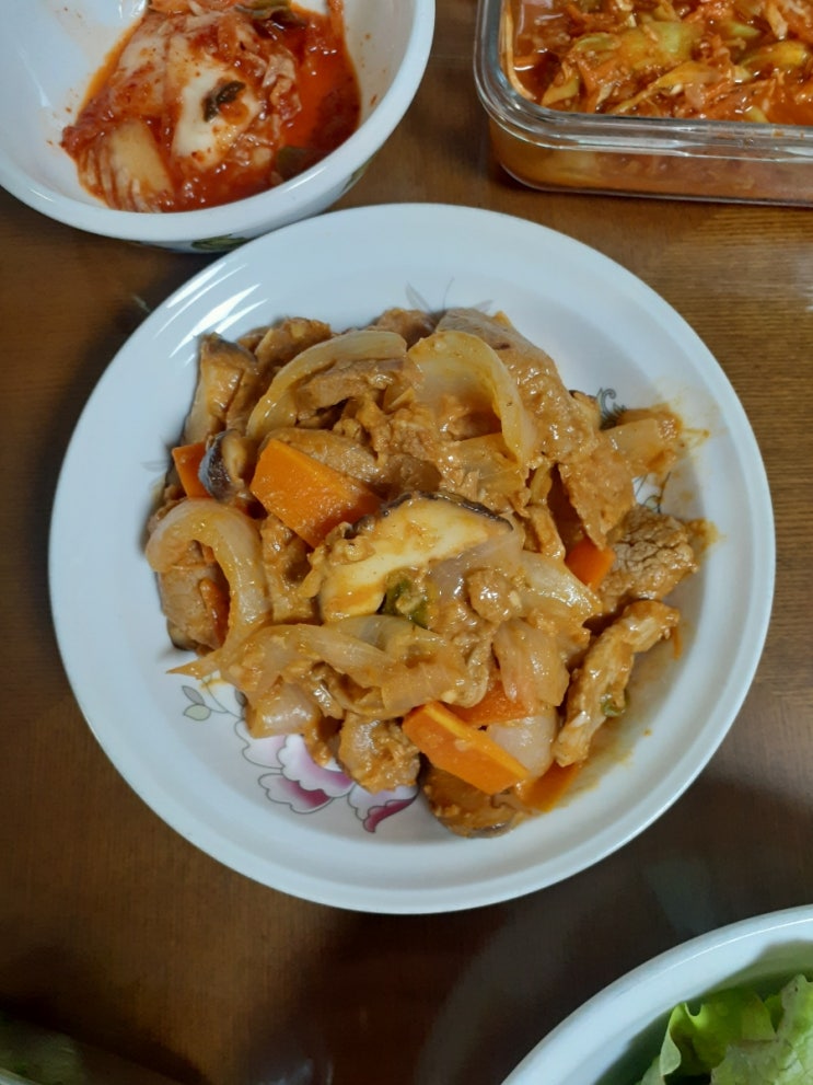  제육볶음과 된장찌개 ,산책