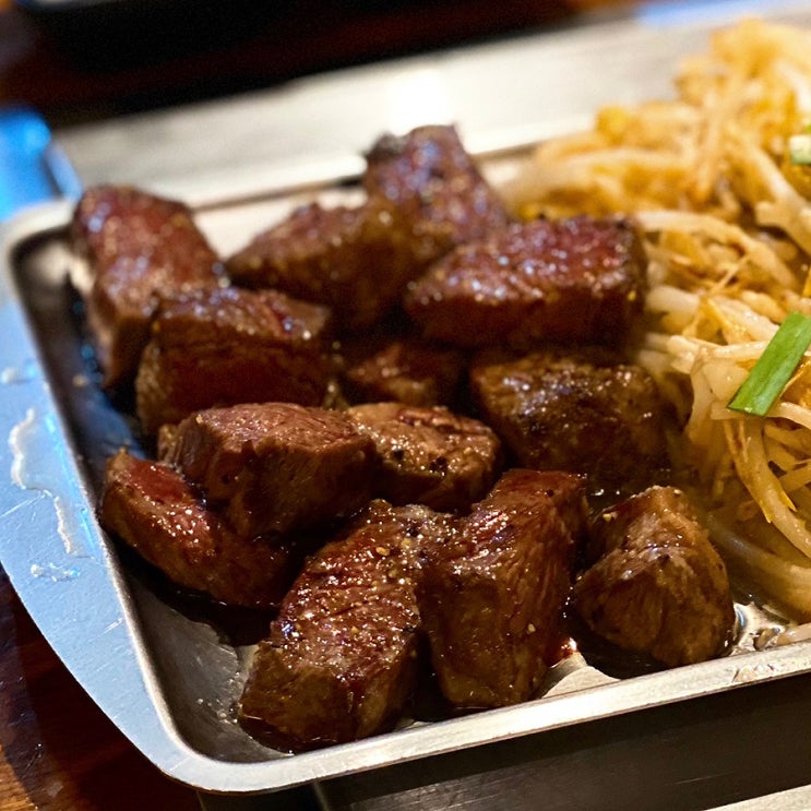  비오는 서울 중구 을지로3가 을지로12길 14 다케오 호르몬 데판야끼 롯데시티호텔 맛집 철판 와규 토시살 안심 부채살 살피살 막창 대창 숙주 웨이팅 포장 맥주 점심