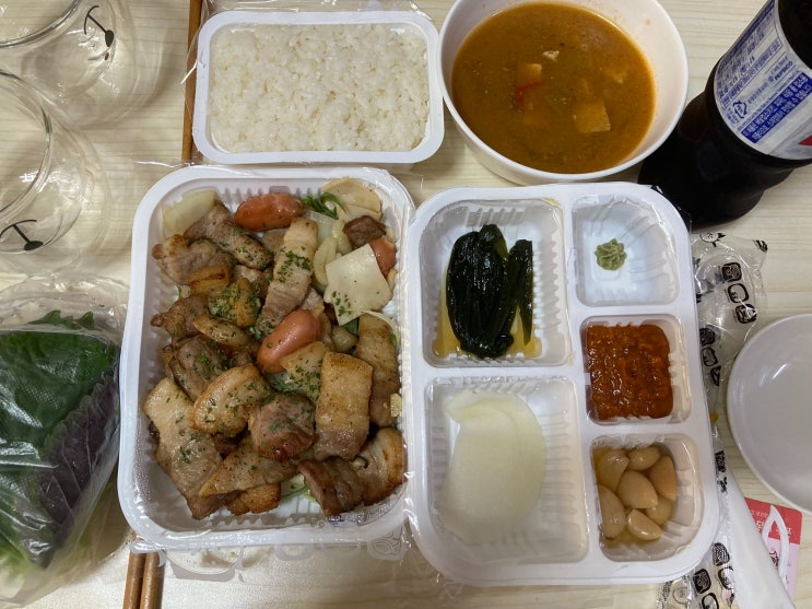  대구 북구 배달삼겹돼지되지 칠곡점에서 배달시켜 먹었어요