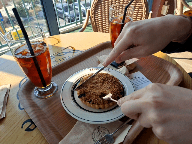  [팔당 마담파이] 한강이 보이는 카페! 데이트 코스 파이 종류 많아요!