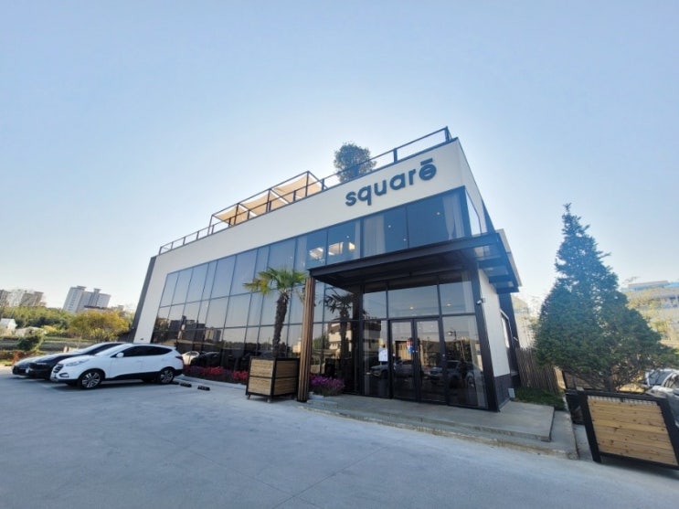  [광주] 수완지구 카페 추천! 인테리어, 편안함, 루프탑, 주차공간 모두 갖춘 대형카페 스퀘어