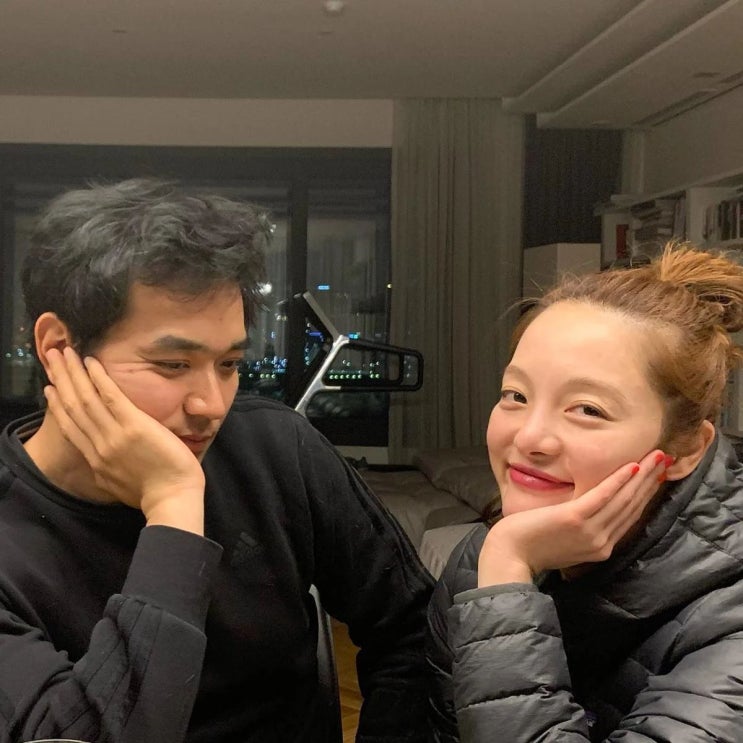 황보라, 차현우와 10년째 공개 연애 "올해 안에 기필코 결혼" 깜짝 고백 황보라, 차현우와 10년째 공개 연애 "올해 안에 기필코 결혼" 깜짝 고백