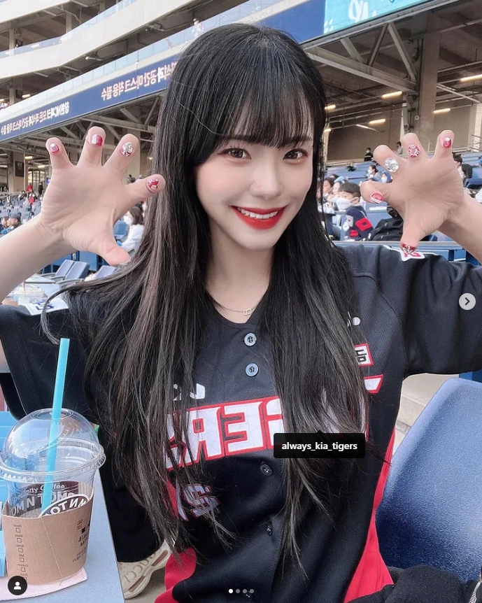 '아이린 닮은 치어리더' 이다혜, 아프리카TV 여캠 BJ들 긴장할 소식 전해졌다 '아이린 닮은 치어리더' 이다혜, 아프리카TV 여캠 BJ들 긴장할 소식 전해졌다
