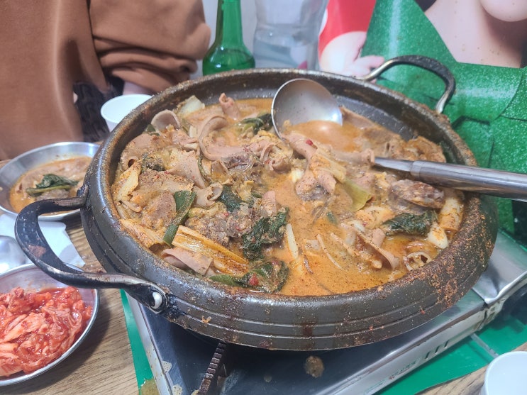  힙지로에 이은 핫플레이스 종로3가역 맛집 '이경문 순대곱창'!