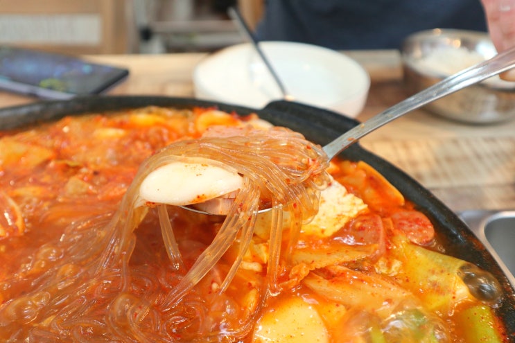  옥정신도시 맛집 "막내네부대찌개.솥뚜껑삼겹살"