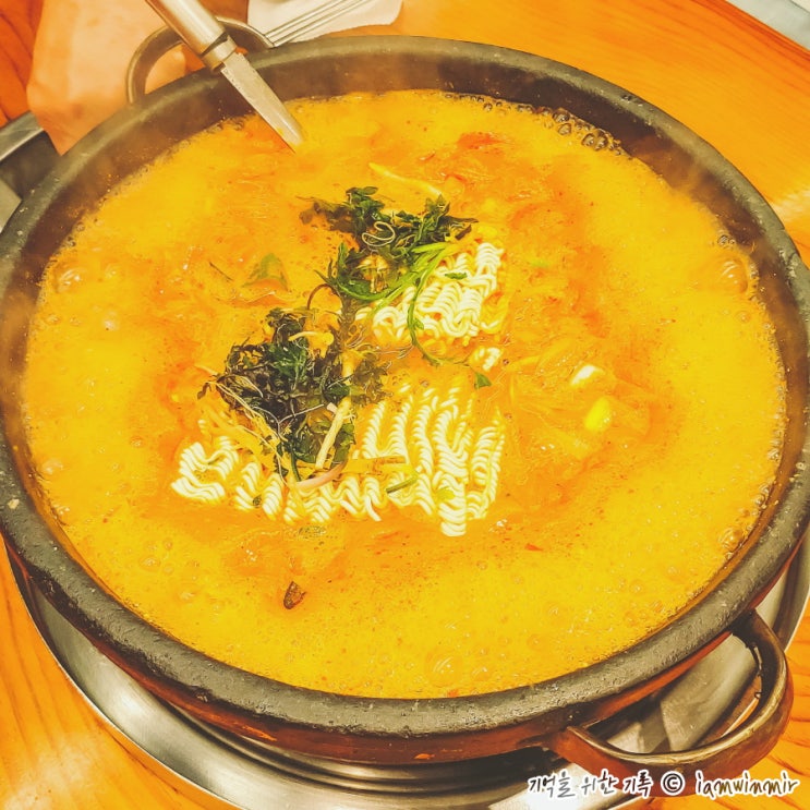 서울역 청파로 부대찌개, 석기정돌솥부대찌개삼겹살 서울역 청파로 부대찌개, 석기정돌솥부대찌개삼겹살
