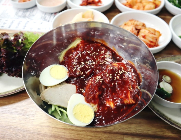 부산역 맛집 : 영동밀면 영동국밥에서 알차게 한끼 먹었어요!