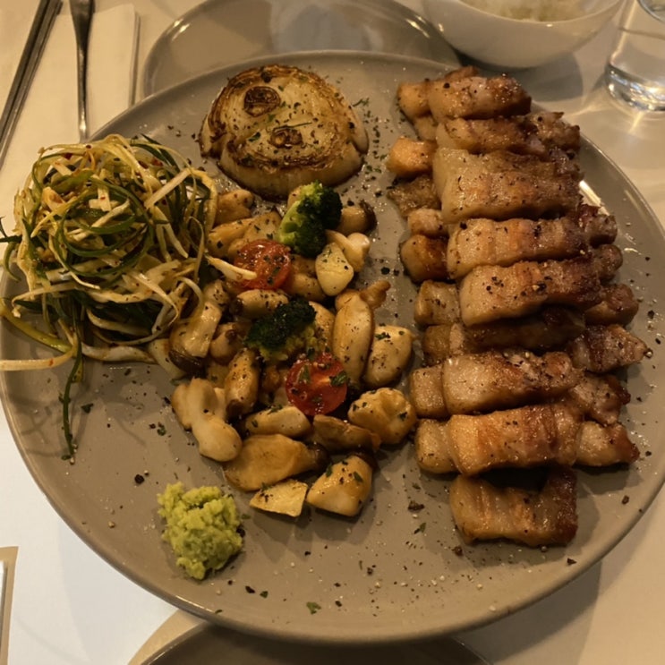  [혜화 맛집] 고기공방 후기 / 저녁 데이트  / 분위기 좋은 삼겹살 맛집 /