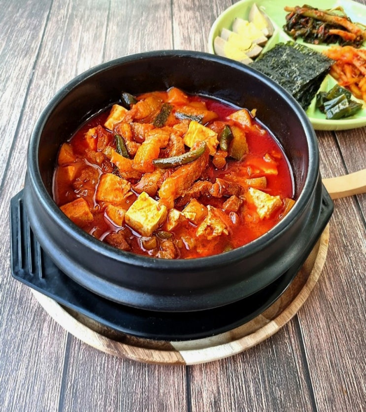 오손도손 제주산 돼지 짜글이 밀키트로 간단 술안주 뚝딱 오손도손 제주산 돼지 짜글이 밀키트로 간단 술안주 뚝딱