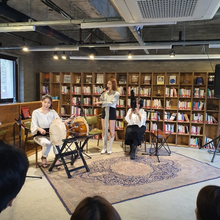  미술관에서 만나는 공연: 대구 수창청춘맨숀 수창청춘극장 / 매주 토요일, 예약 필요해요 / 퓨전국악 밴드 락드림 공연 최고