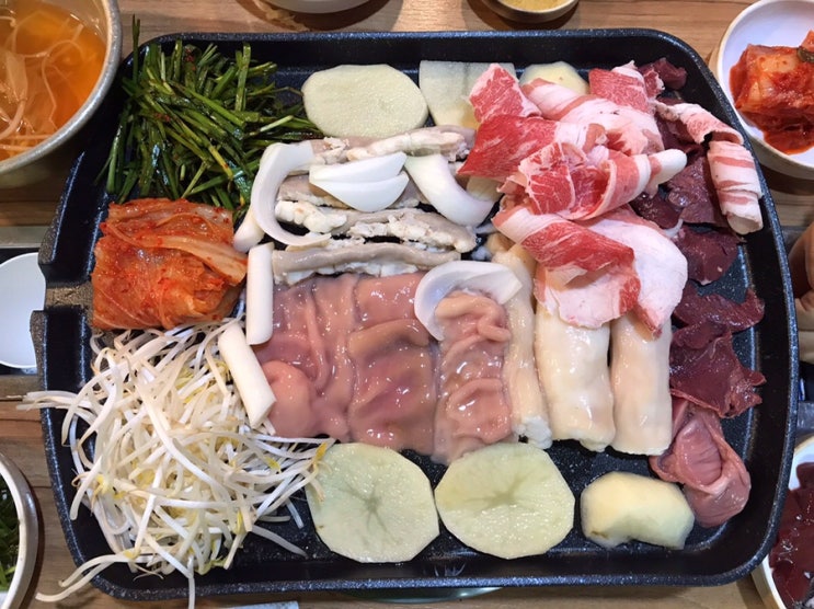  인천 모래내시장 맛집, 소모둠구이를 지글지글 구워보자 '삽교소곱창'