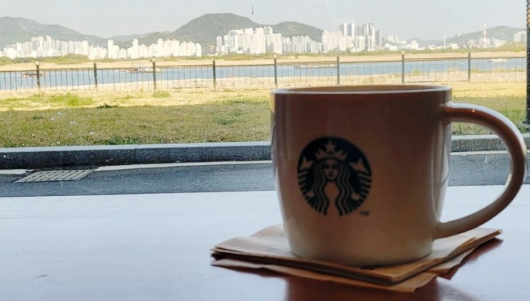  부산 스타벅스 명지강변DT점  낙동강 뷰 맛집 드라이브스루