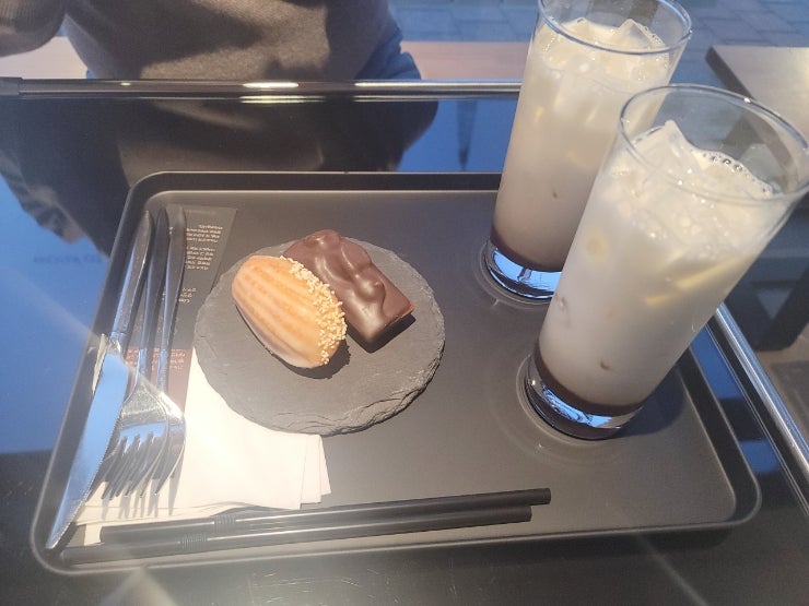  송도 커피 맛집으로 유명한 기노스코!디저트와 밀크티도 대박!