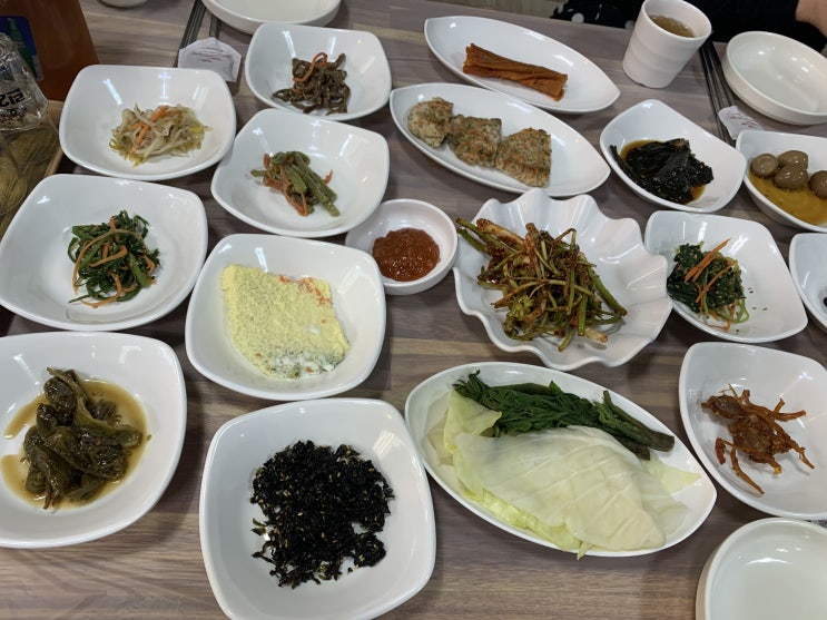  만원의 행복 홍도동 맛집 용호식당