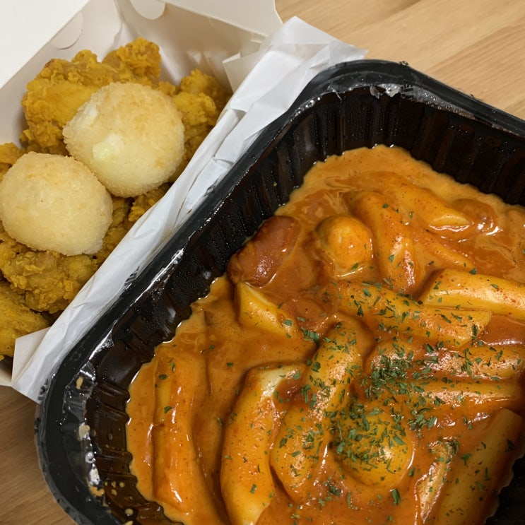 <서울 이수역 맛집> 개인적으로 그냥 돈줄 났으면 좋겠는 맛집, "떡볶이참잘하는집 떡참 서초방배점" <서울 이수역 맛집> 개인적으로 그냥 돈줄 났으면 좋겠는 맛집, "떡볶이참잘하는집 떡참 서초방배점"