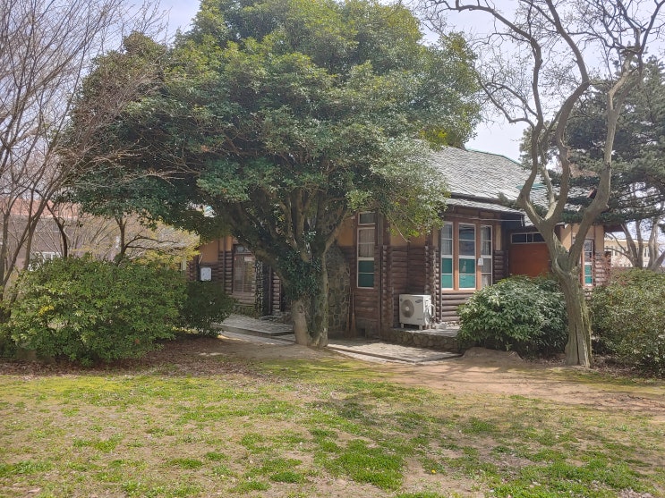 전라북도 군산여행 (이영춘 가옥 : 최초로 미터(m)법을 사용한 우리나라 최초의 건축물) 전라북도 군산여행 (이영춘 가옥 : 최초로 미터(m)법을 사용한 우리나라 최초의 건축물)