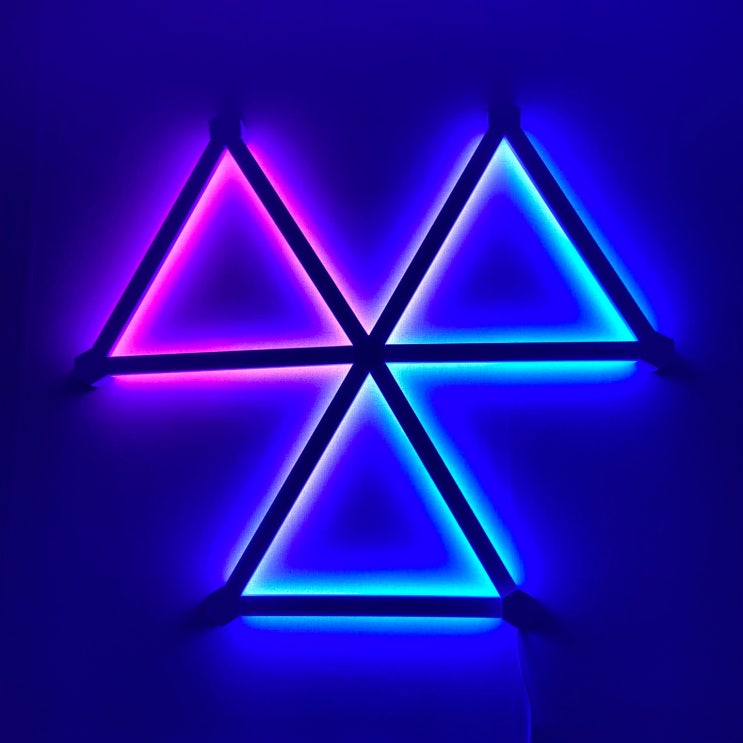 나노리프 라인 LED 조명! 컴퓨터방 인테리어 후기 나노리프 라인 LED 조명! 컴퓨터방 인테리어 후기