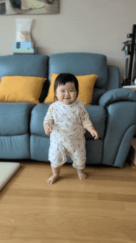  11개월 1일 첫 걸음마 기록하기