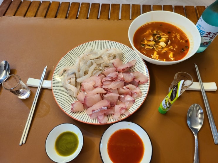  서귀포 로컬 코리아마트에서 만난 제철 봄회! 도다리와 히라스