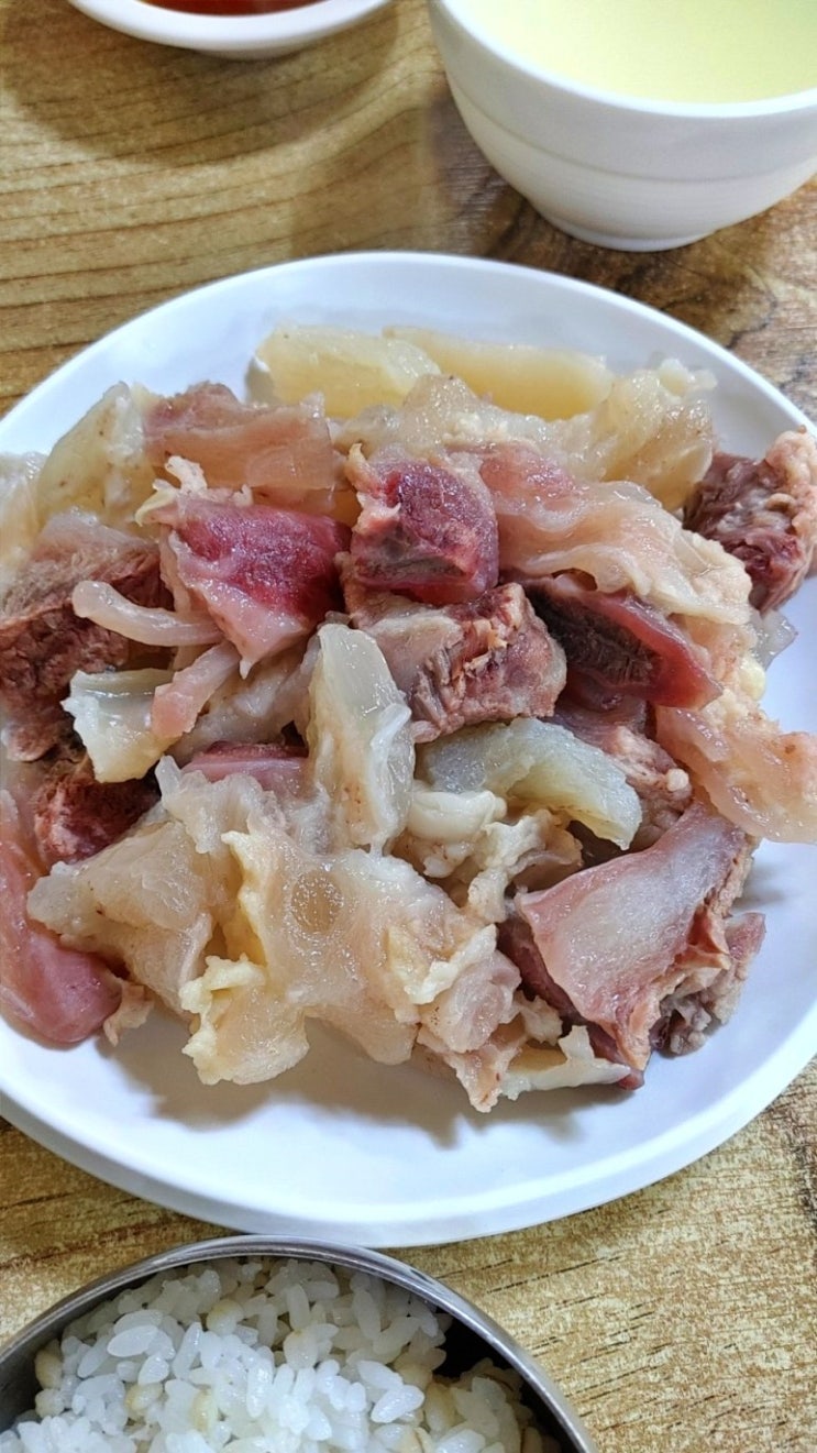  서대문 도가니수육맛집 도가니탕맛집 독립문로터리앞 대성집 70년 역사의 위엄