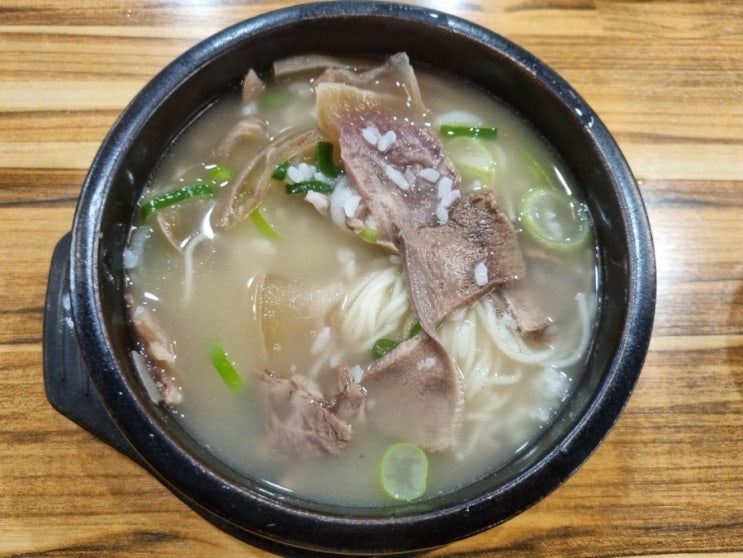 깔끔한 국물의 미슐랭 설렁탕 삼성역 외고집 설렁탕 깔끔한 국물의 미슐랭 설렁탕 삼성역 외고집 설렁탕
