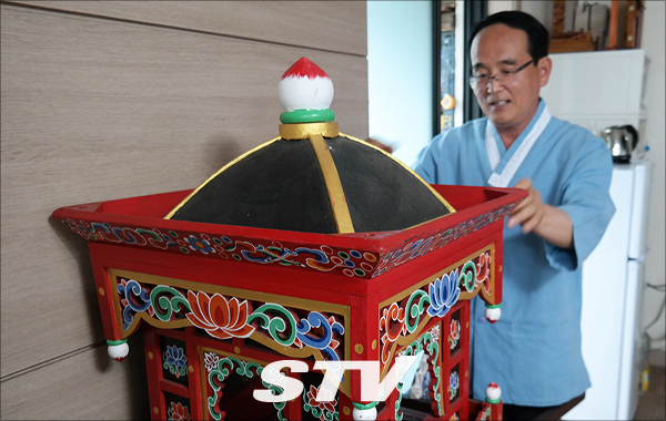 대통령 6명 장례 유재철 “장례지도사도 공부하자”,고인 물 되지 말고 끊임없이 공부해야 대통령 6명 장례 유재철 “장례지도사도 공부하자”,고인 물 되지 말고 끊임없이 공부해야