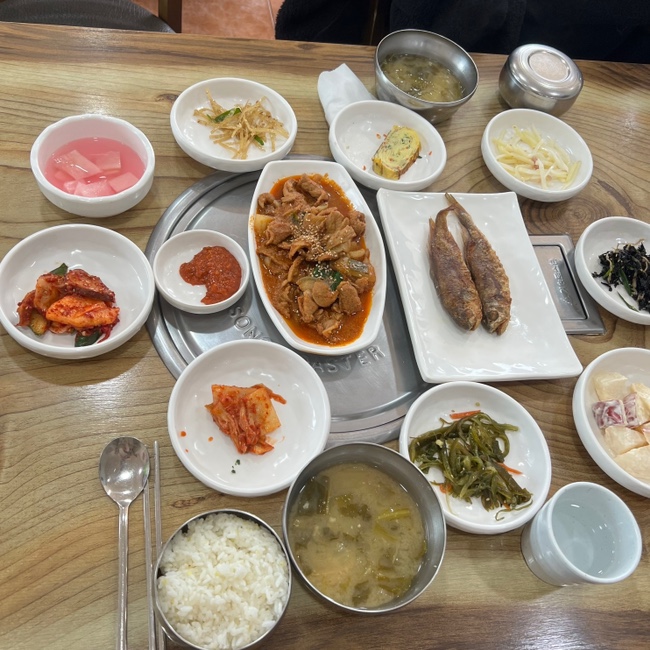  뚜벅이 제주도여행 서귀포맛집 아침 백반정식 제주 서귀동 올레자매밥집