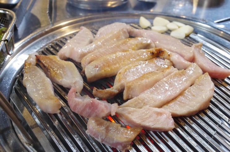  당산역 고기집 삼겹살 퀄리티 좋은 "대박굼터" : 항정살, 된장찌개