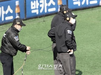 안우진의 호투를 지운 비디오판독