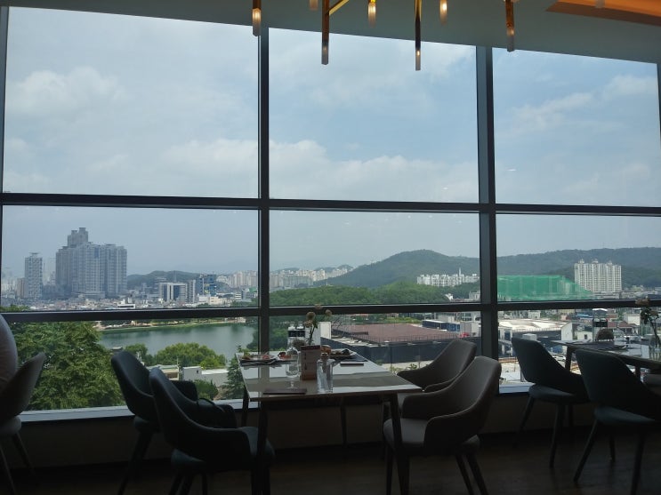  호텔수성, 포시즌스