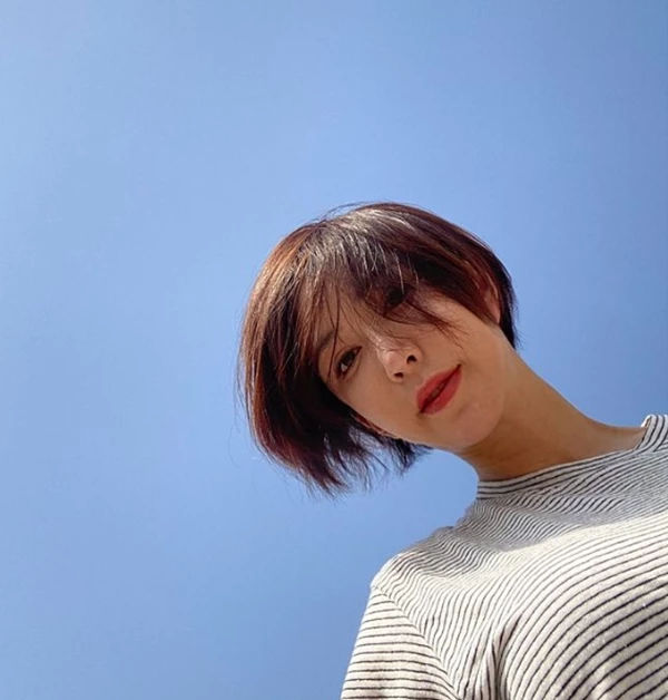 '상습 도박' 가수 슈의 첫 인터넷 방송 진행, 시청자들 따뜻한 응원 보내 "인기리에 마쳐" '상습 도박' 가수 슈의 첫 인터넷 방송 진행, 시청자들 따뜻한 응원 보내 "인기리에 마쳐"