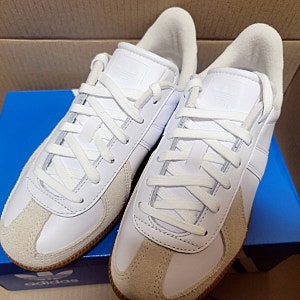 아디다스 독일군 스니커즈 BW 아미 화이트 / BZ0579 220 size 후기