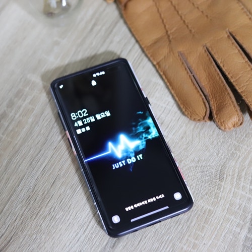 갤럭시 S10 5G 액정 필름 다부쳐 똥 손도 성공