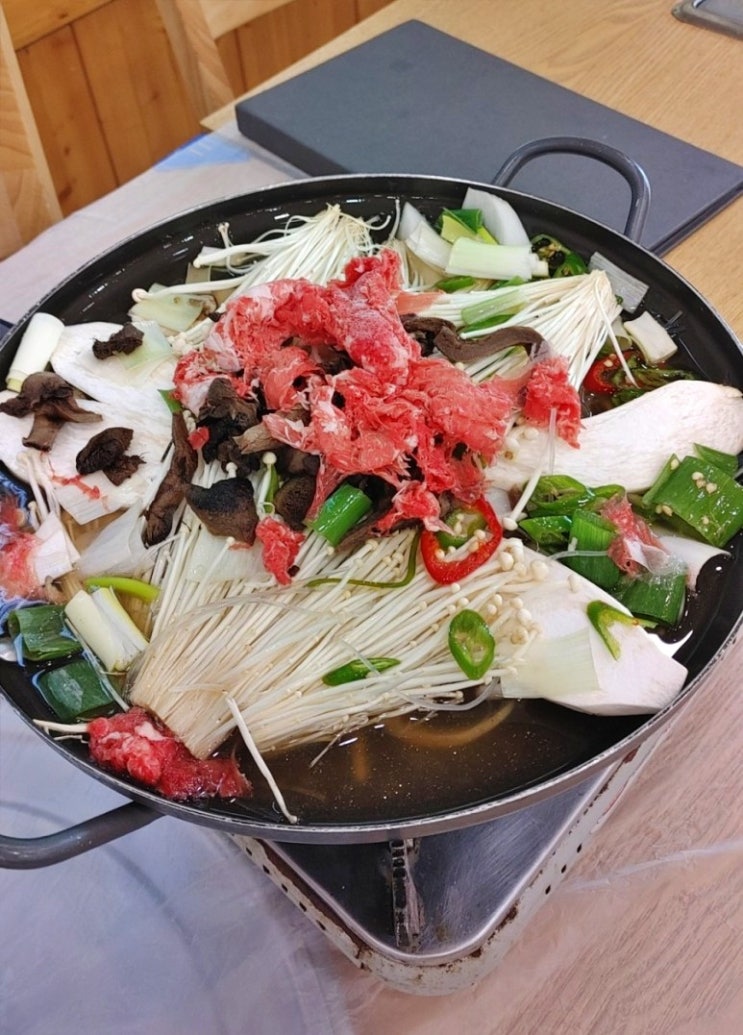  문경새재맛집 하초동, 능이버섯전골과 약돌돼지고추장구이