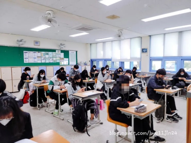  경남사천자영고등학교 3학년 친구들과 부산송혜진강사 청소년 창업강의 진행했습니다.