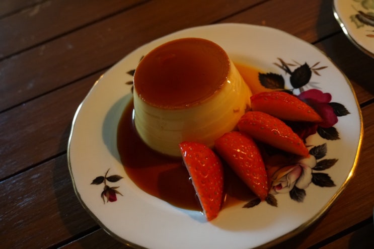  [내돈내산 Quick Review] 4호선 충무로 을지로 푸딩 맛집 - 카페 재해석