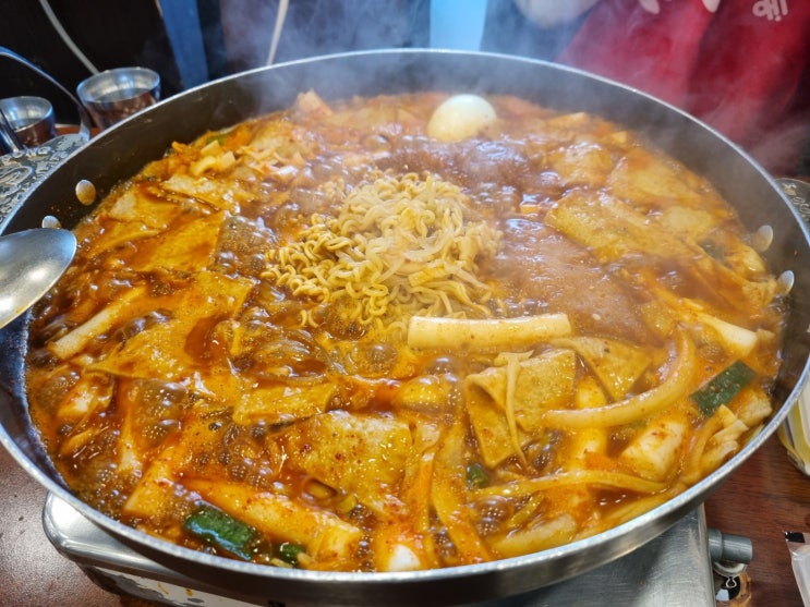  [신당동 맛집] 신당동 떡볶이 골목 유명 맛집 아이러브신당동!!