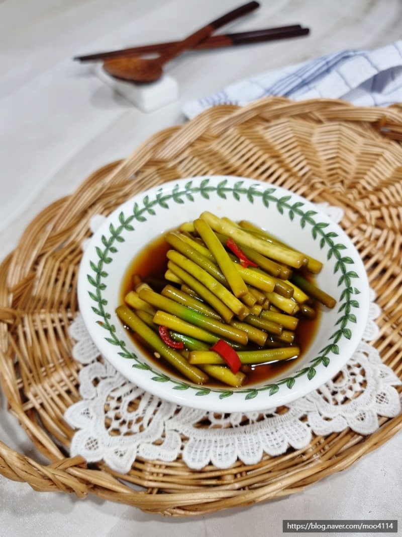 마늘쫑장아찌 담그는법 아삭한 장아찌 간장비율 마늘쫑요리 : 네이버 블로그 마늘쫑장아찌 담그는법 아삭한 장아찌 간장비율 마늘쫑요리 : 네이버 블로그
