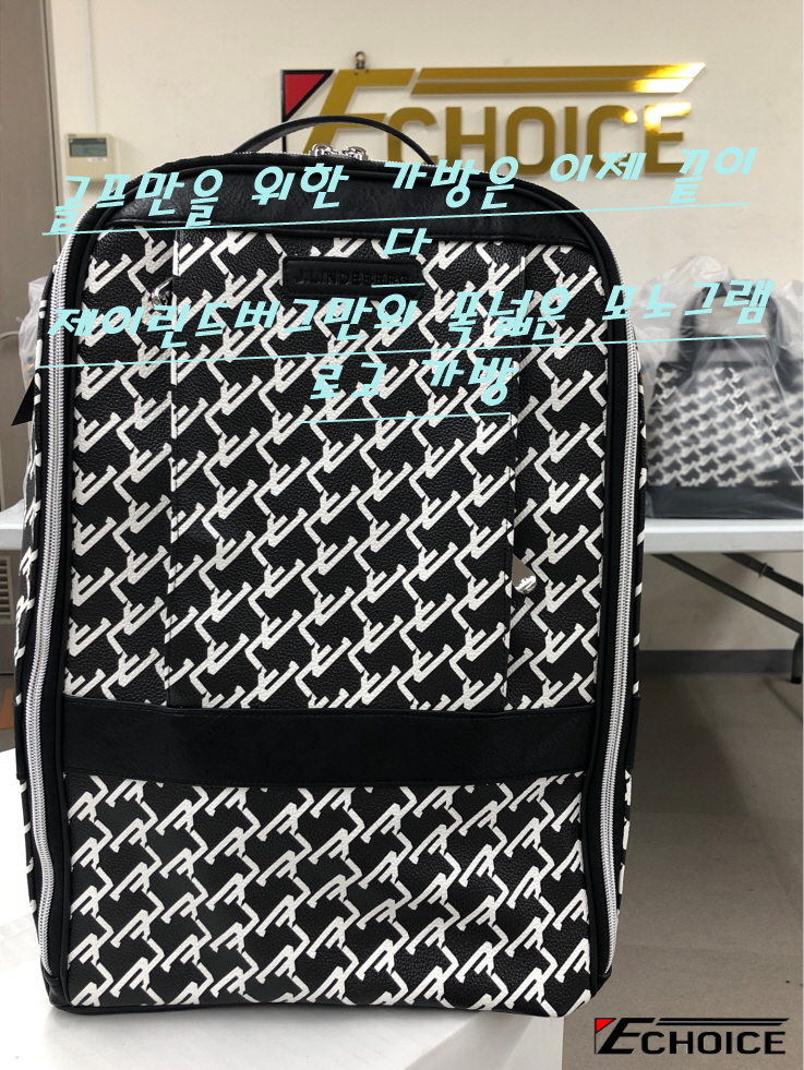  골프는 물론 평상시의 외출이나 여행 등에도 사용 가능한 제이 린드버그만의 디자인과 성능 모노그램 합피 가방과 라운드 파우치 카트백083-086302
